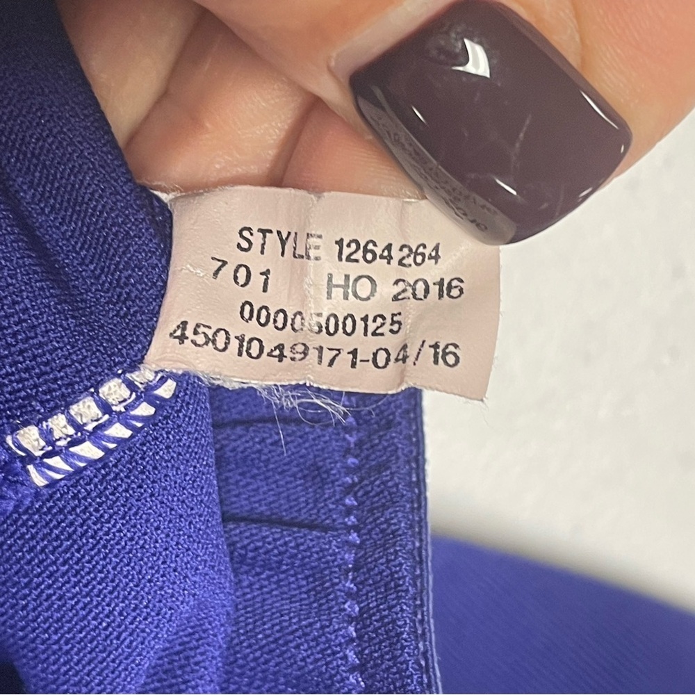 Under Armour Women's Small Purple Athletic Running Yoga 3” Shorts - Picture 9 of 9